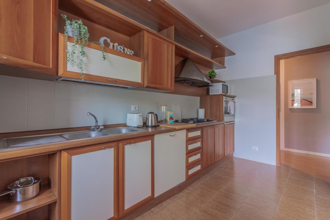 Ninfea Apartments By Wonderful Italy Lezzeno Luaran gambar