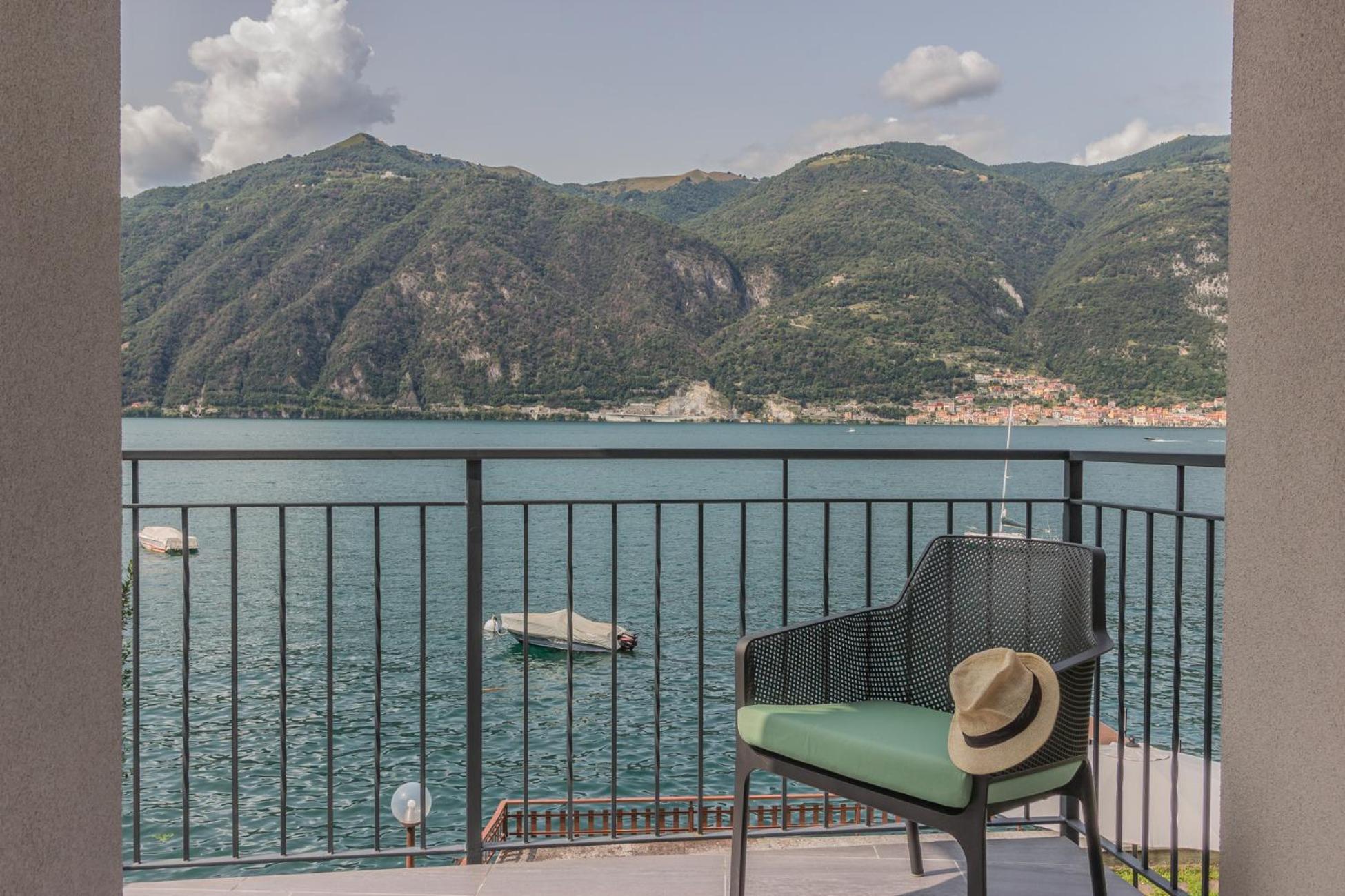 Ninfea Apartments By Wonderful Italy Lezzeno Luaran gambar