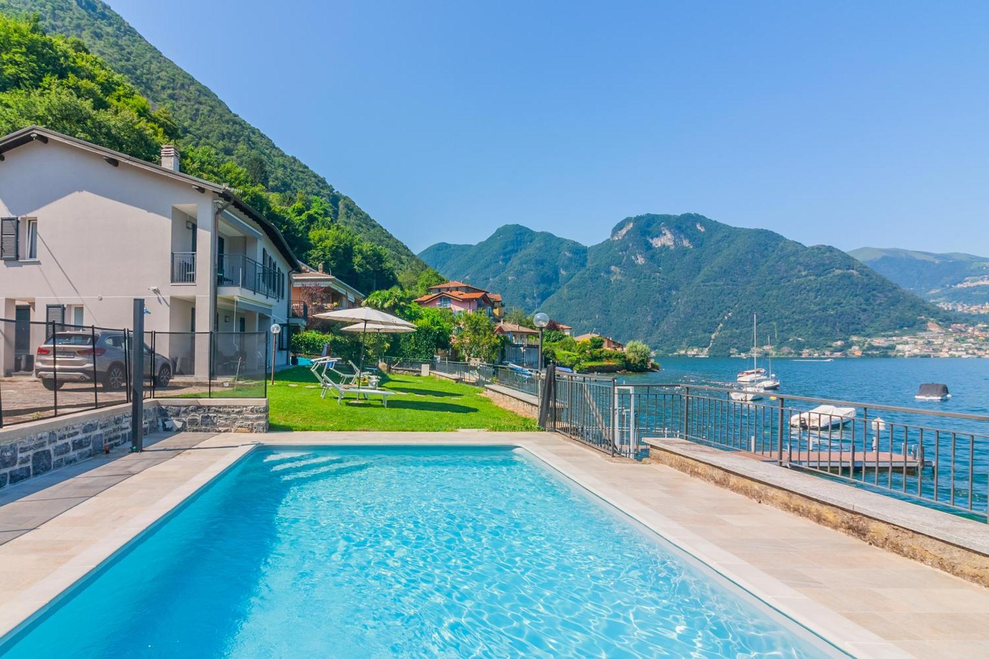 Ninfea Apartments By Wonderful Italy Lezzeno Luaran gambar